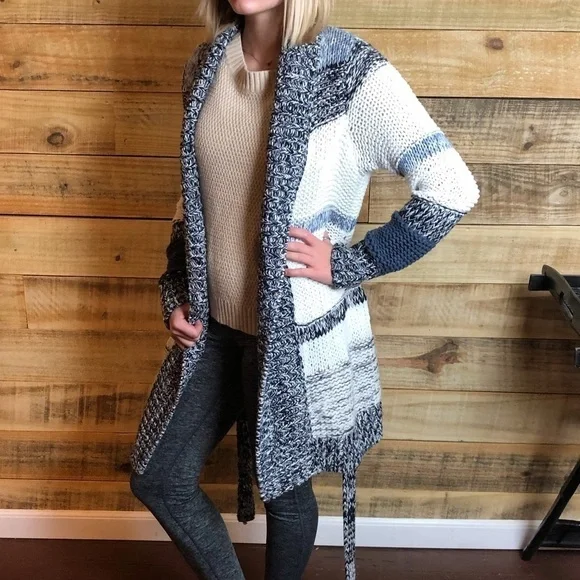 Loft, long sweater cardigan - Picture 3 of 10